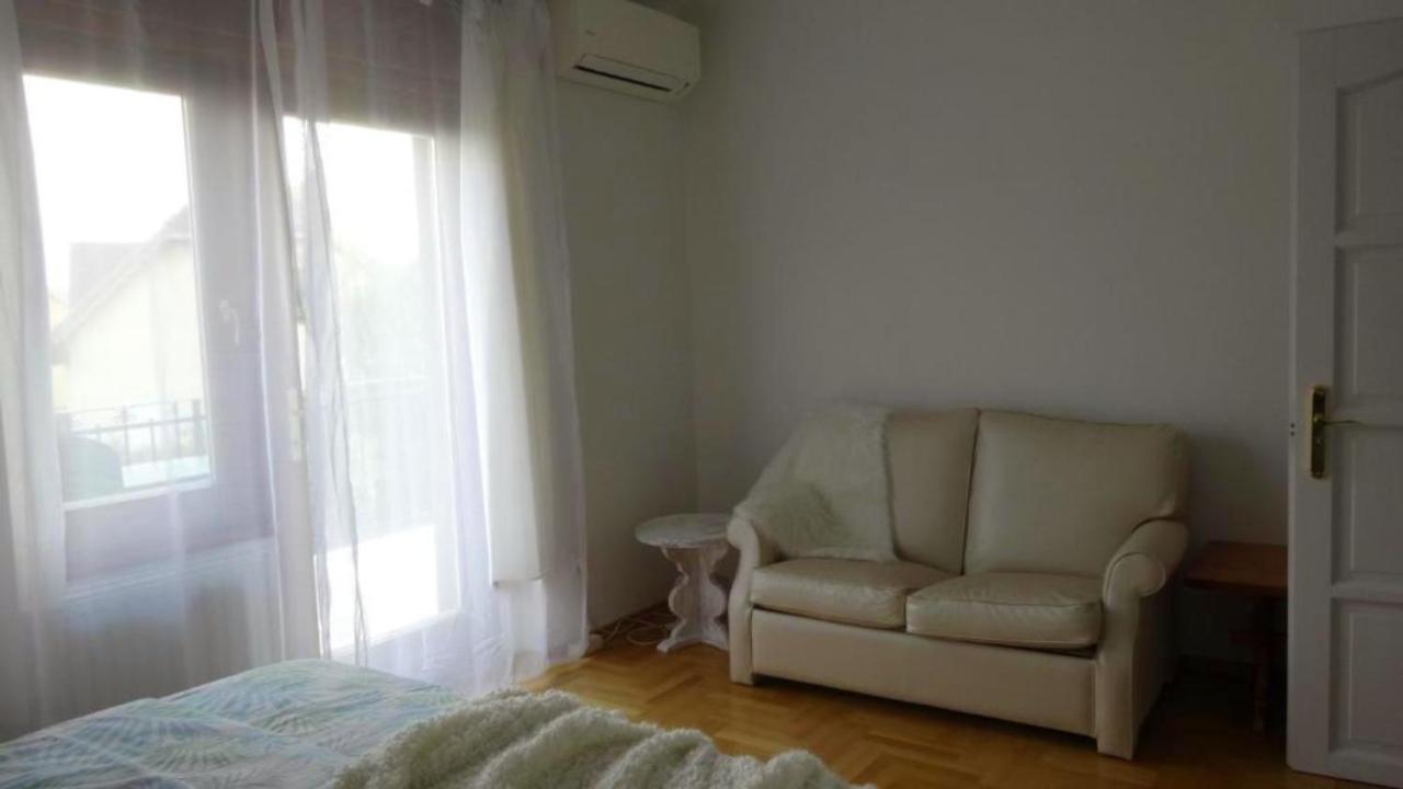 티하니 Laszlo Apartman 아파트 외부 사진