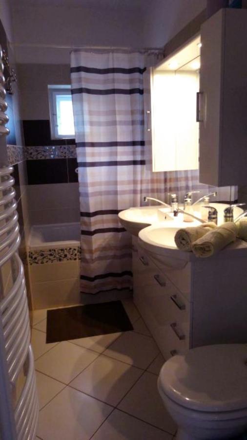 티하니 Laszlo Apartman 아파트 외부 사진