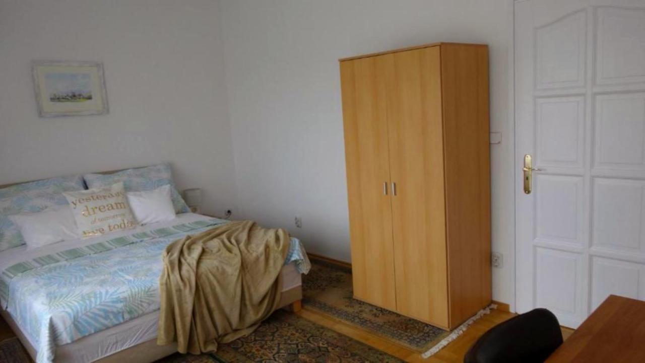 티하니 Laszlo Apartman 아파트 외부 사진